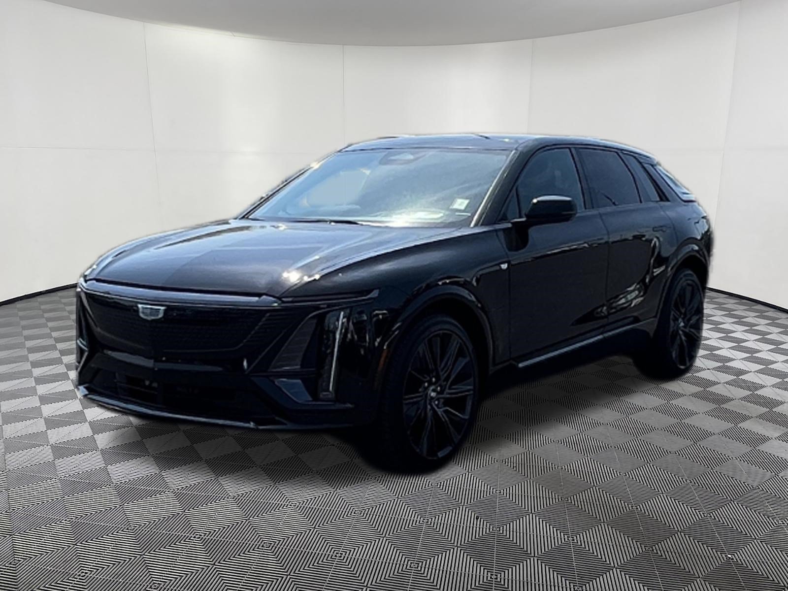 New 2026 Cadillac Lyriq Signature Sport AWD/4WD image 3