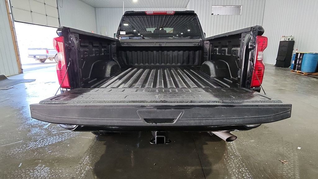 Used 2024 Chevrolet Silverado 2500 Custom w/ Custom Value Package image 26