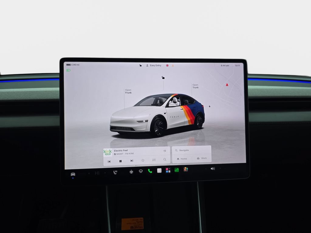Used 2026 Tesla Model Y AWD image 22