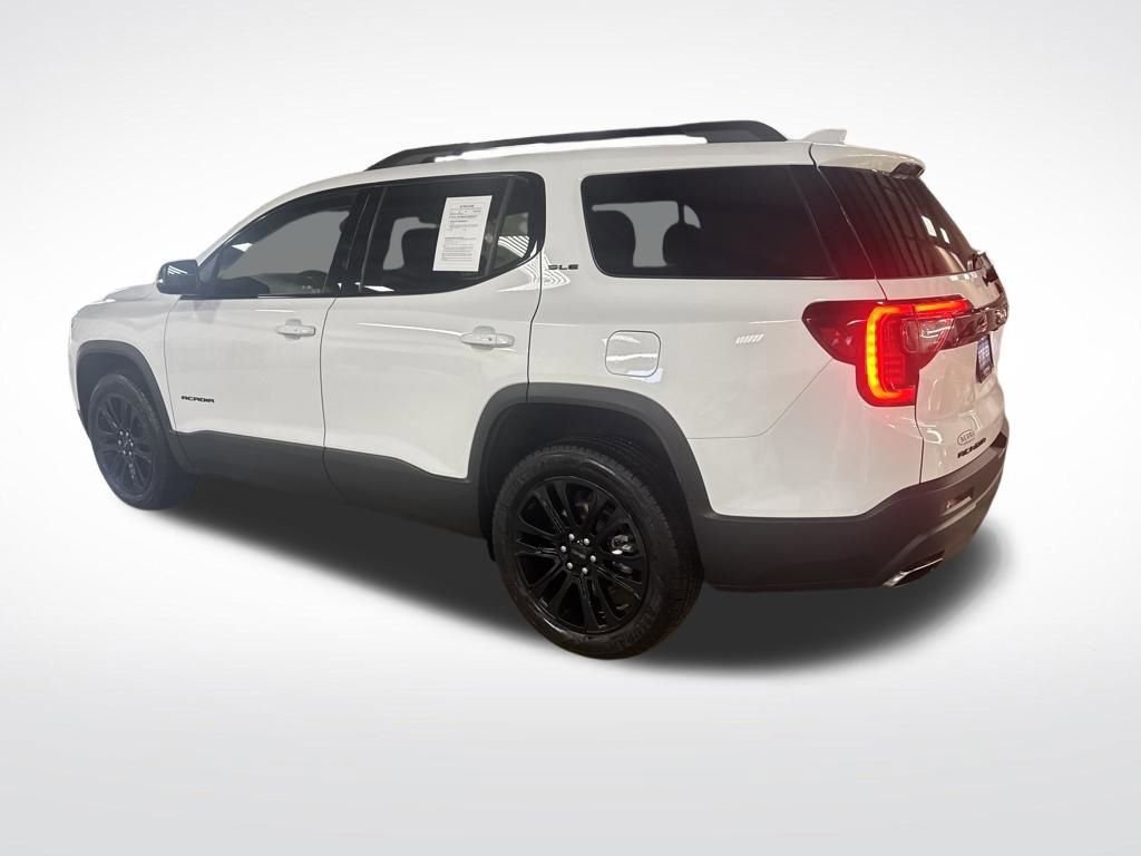 Certified 2023 GMC Acadia SLE w/ Driver Convenience Package image 3