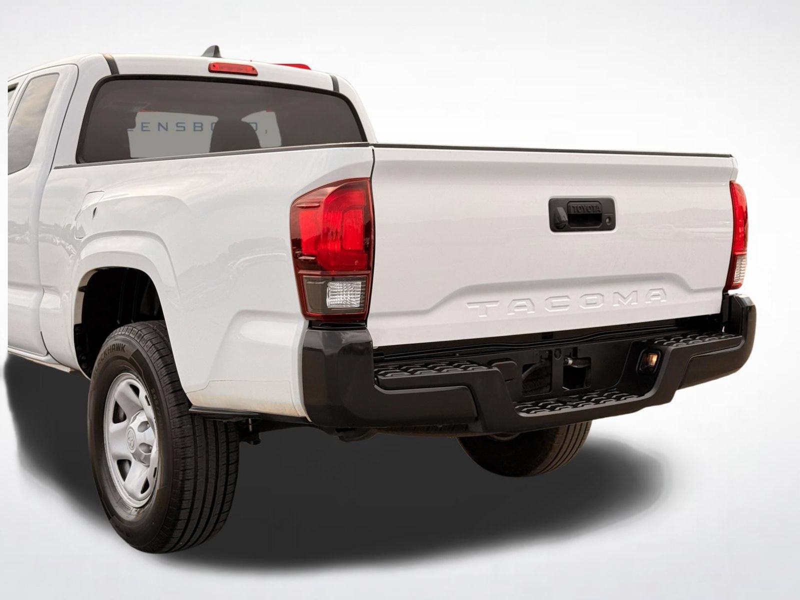 Used 2020 Toyota Tacoma SR RWD image 3
