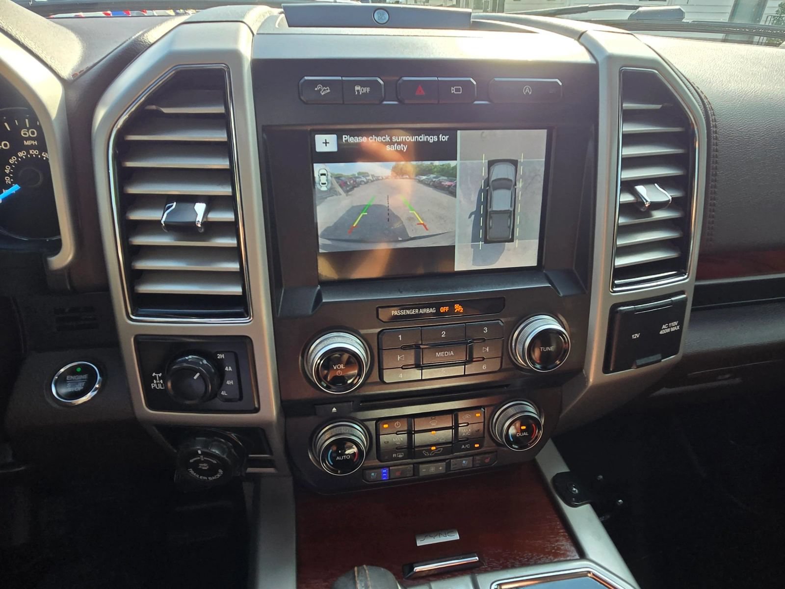 Used 2018 Ford F150 King Ranch w/ Equipment Group 601A Luxury AWD/4WD image 7