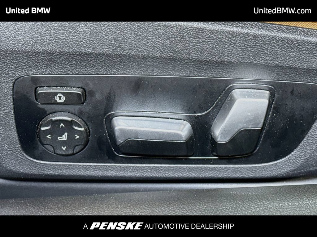 Used 2021 BMW 430i Coupe w/ M Sport Package RWD image 4