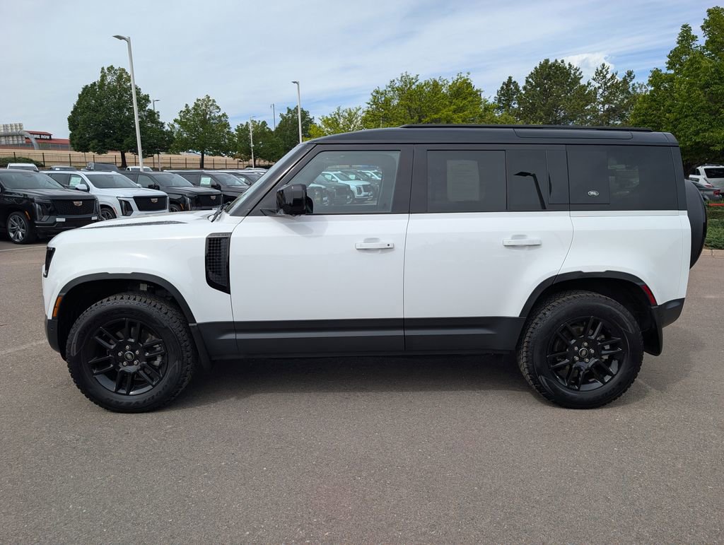 Used 2023 Land Rover Defender 110 S AWD/4WD image 3
