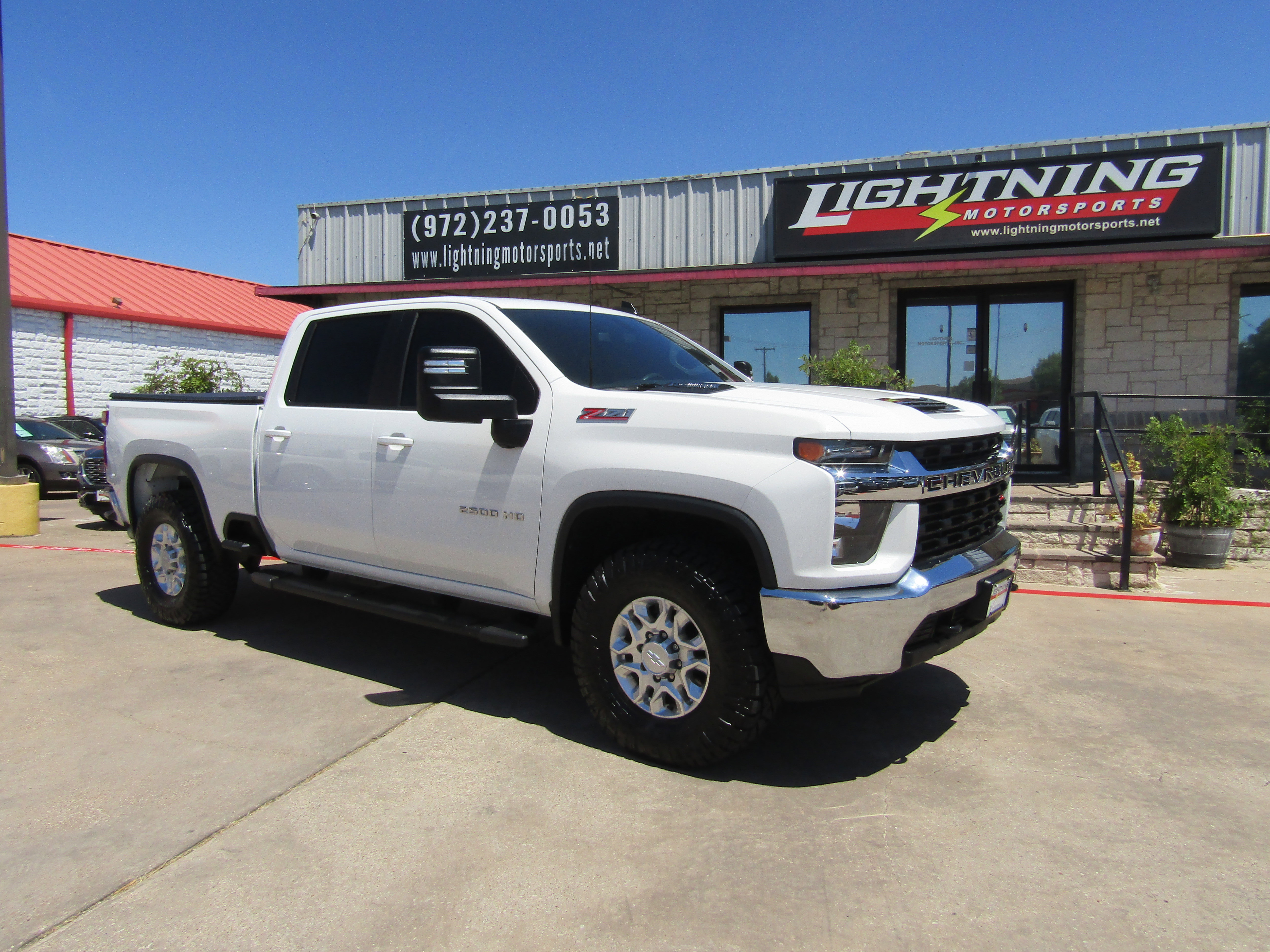 Used 2020 Chevrolet Silverado 2500 LT w/ Z71 Off-Road Package image 6