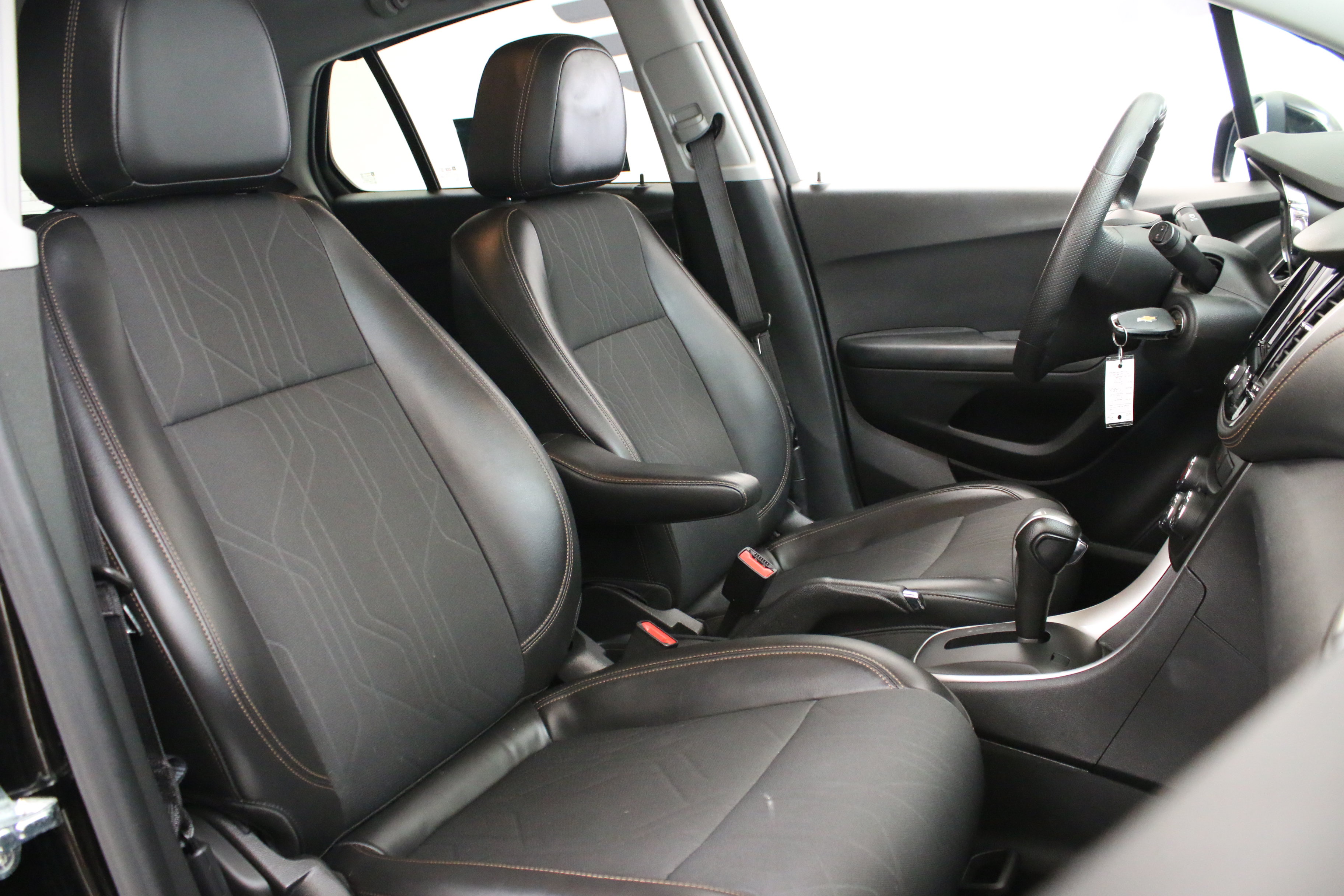 Certified 2022 Chevrolet Trax LT AWD/4WD image 29