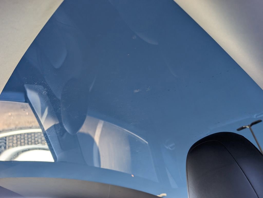 Used 2021 Tesla Model Y Long Range image 16