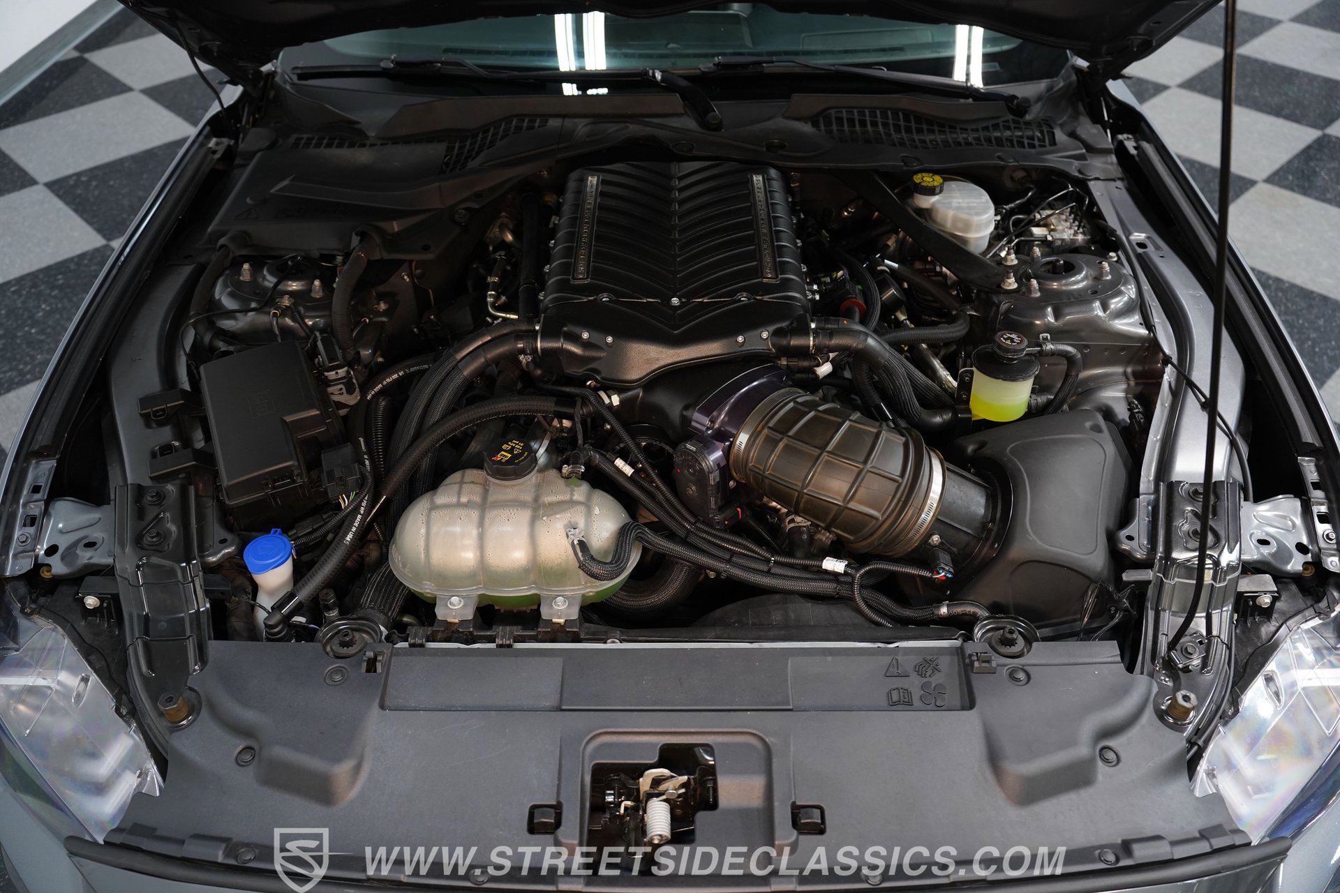 Used 2022 Ford Mustang GT Premium w/ GT Performance Package image 3