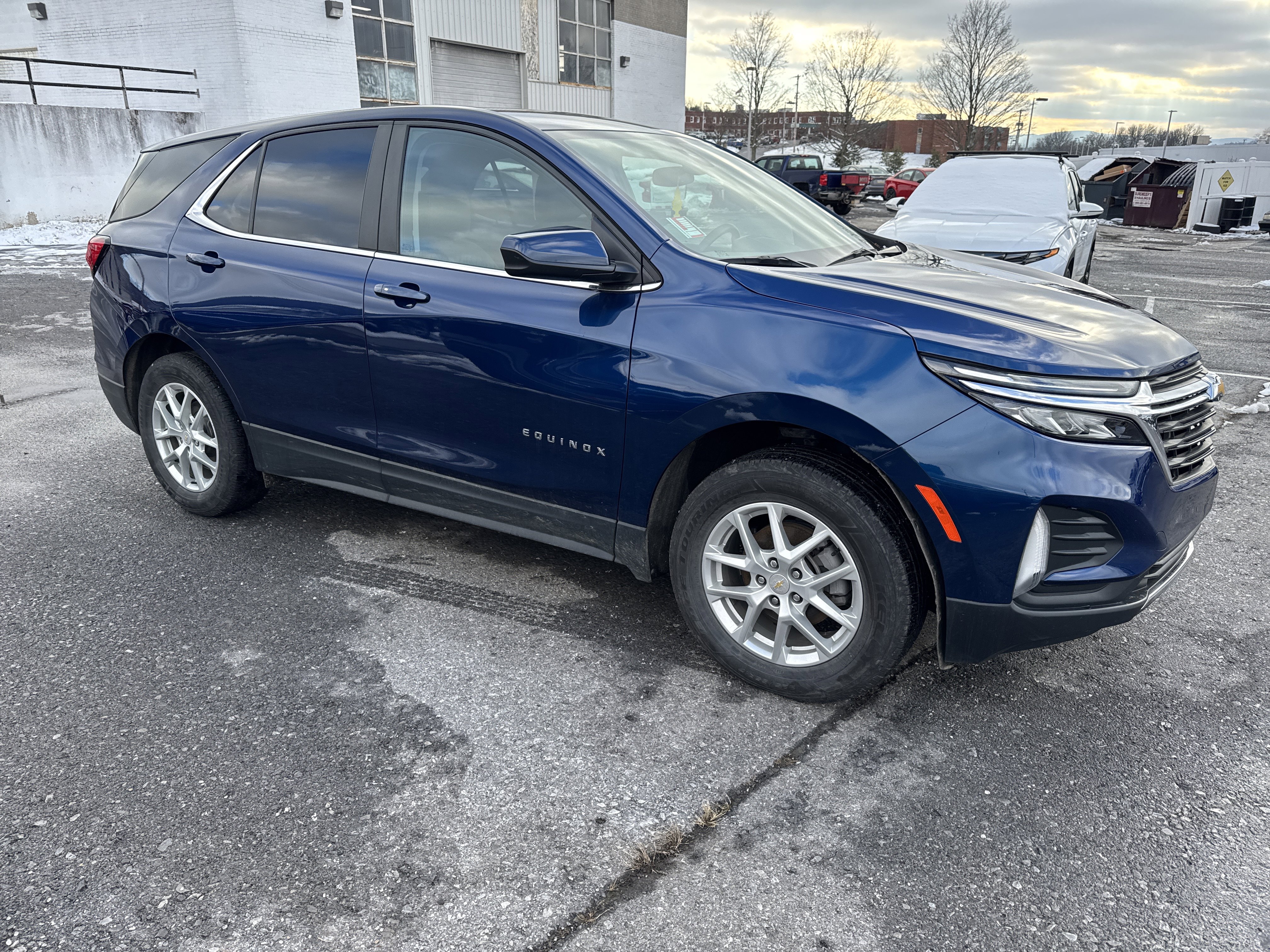 Used 2023 Chevrolet Equinox LT