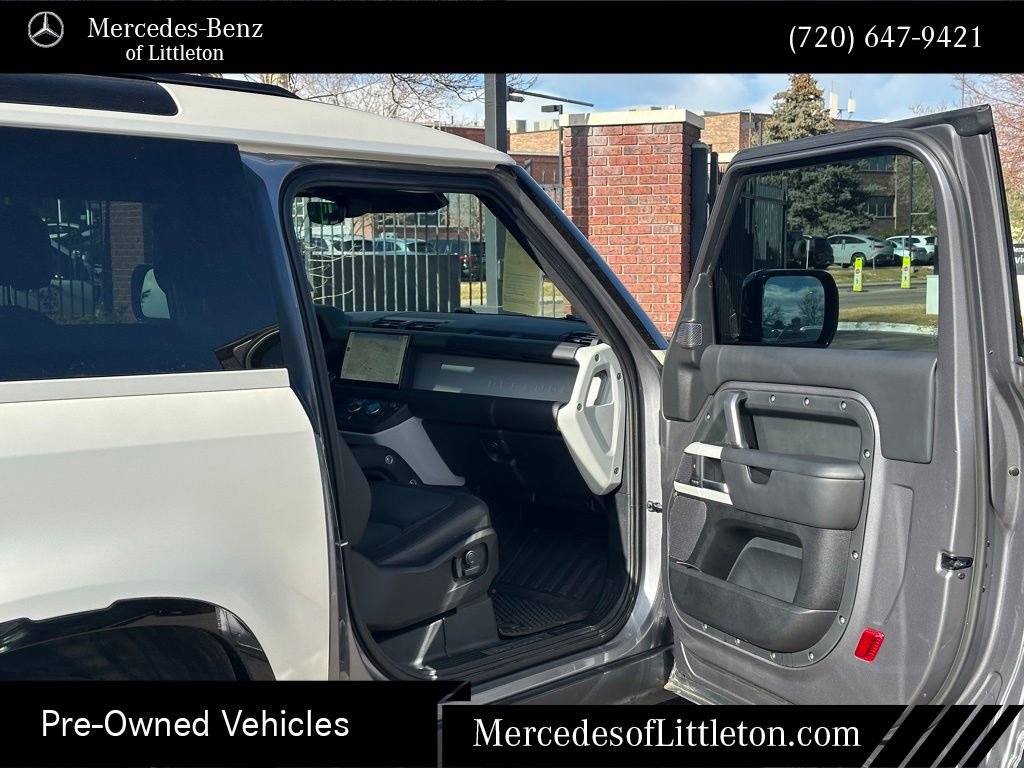 Used 2023 Land Rover Defender 90 X-Dynamic SE image 26