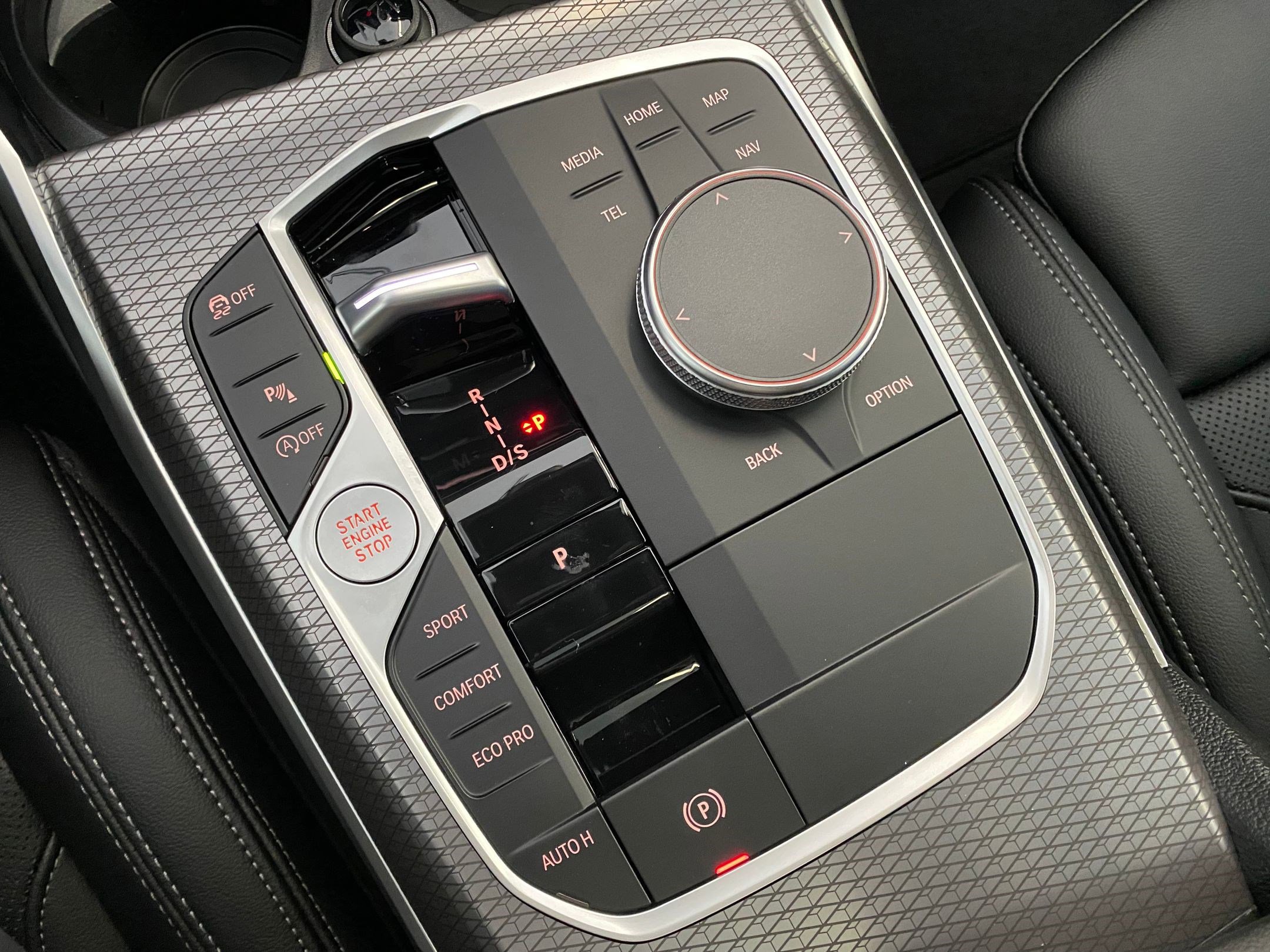 New 2026 BMW 330i xDrive Sedan w/ M Sport Package image 27