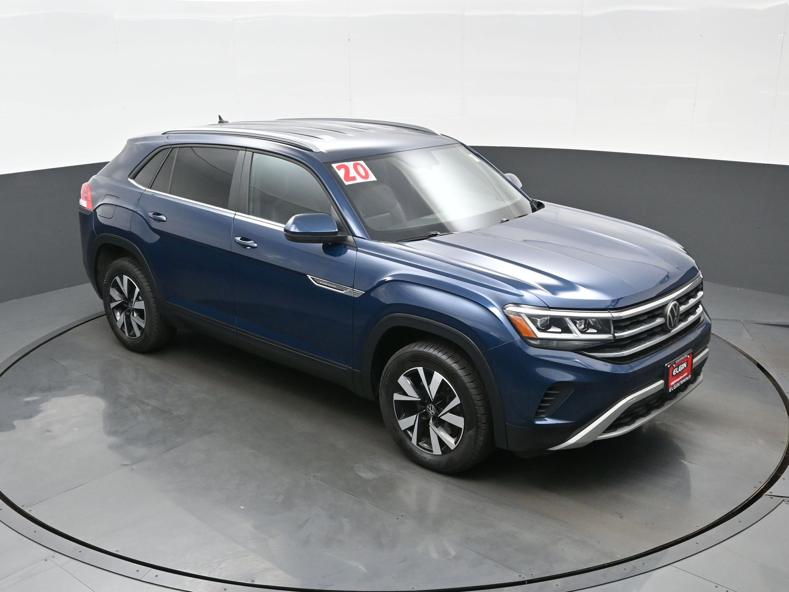 Used 2020 Volkswagen Atlas Cross Sport SE image 28