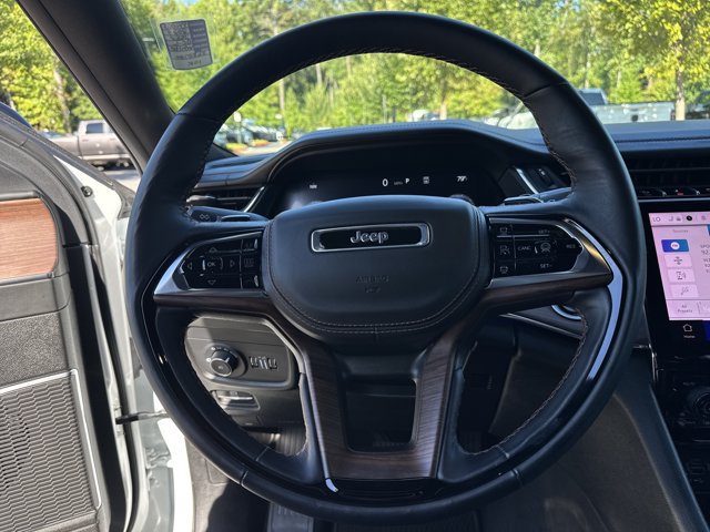 Certified 2025 Jeep Grand Cherokee L Summit AWD/4WD image 29