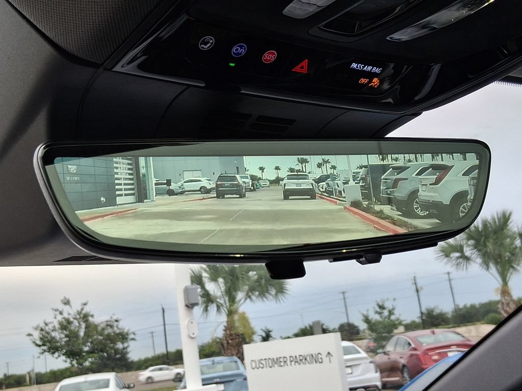 New 2026 Cadillac Optiq Luxury 1 RWD image 24