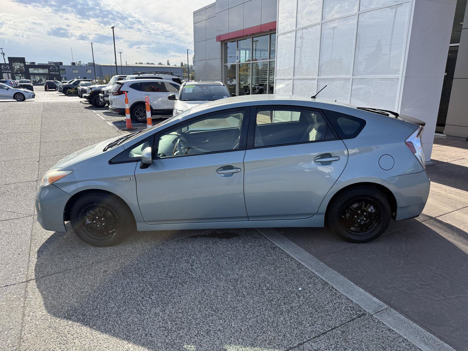 Used 2013 Toyota Prius Two FWD image 3