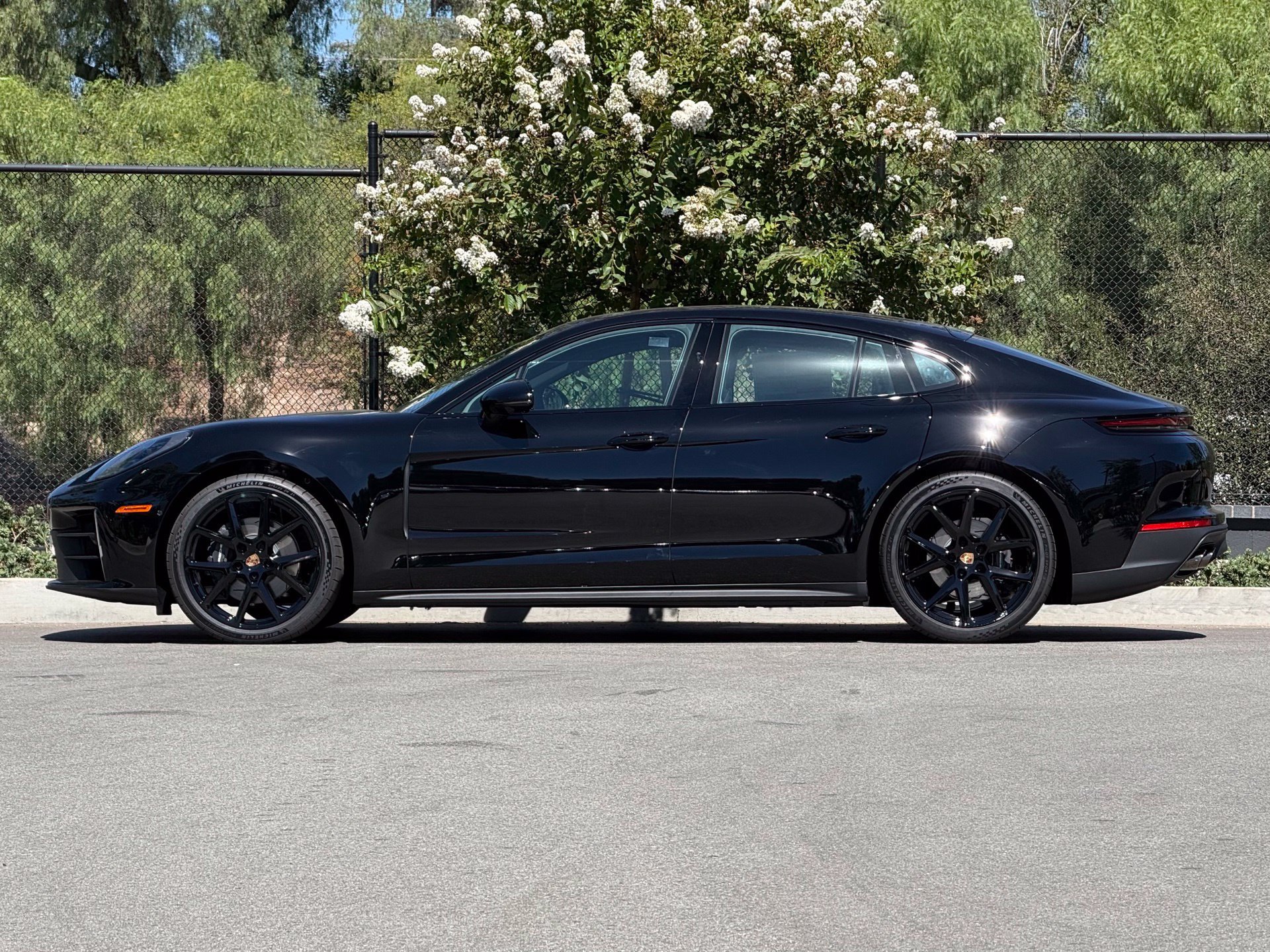 New 2026 Porsche Panamera 4 AWD/4WD image 2