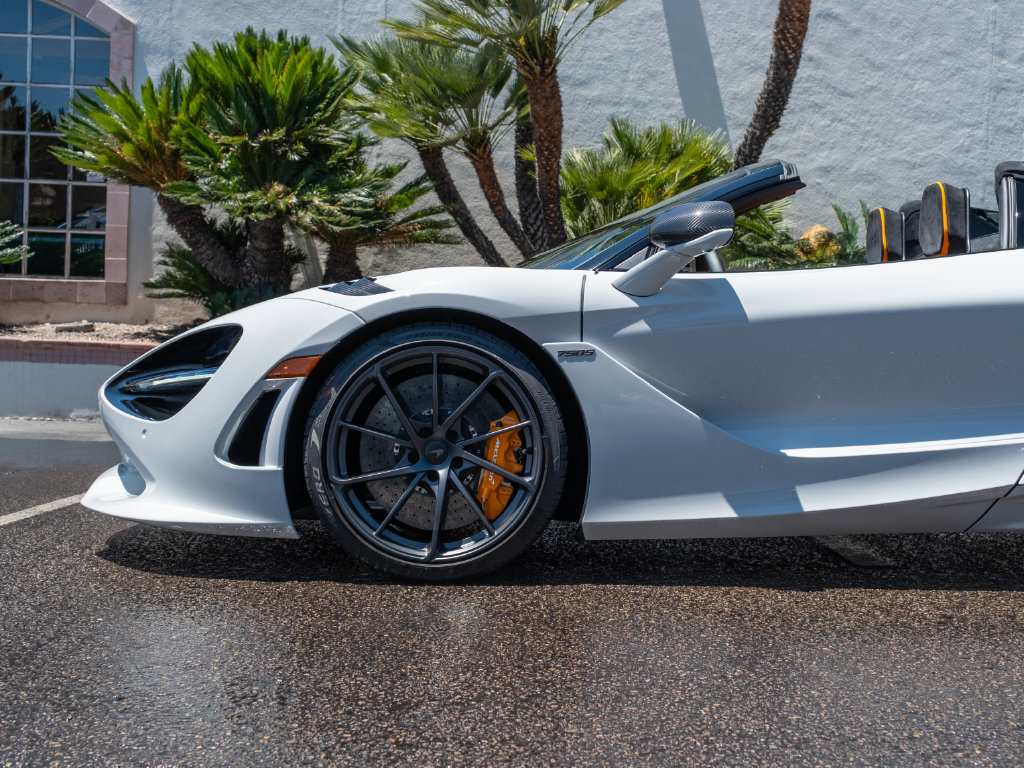 New 2027 McLaren 750S Spider RWD image 20