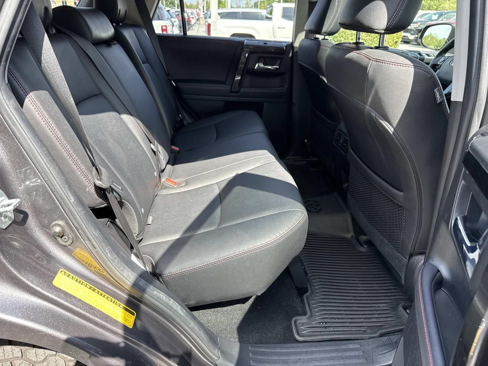 Used 2022 Toyota 4Runner TRD Off-Road Premium AWD/4WD image 26