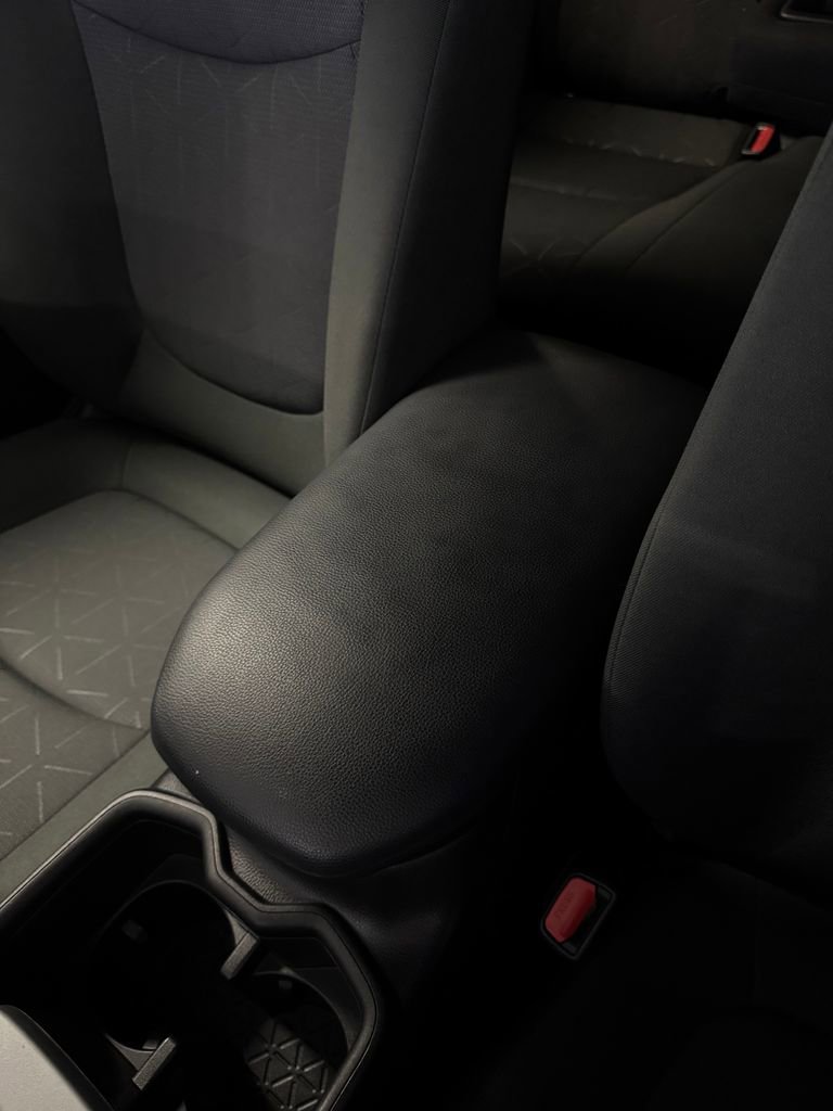 Used 2023 Toyota RAV4 XLE image 20