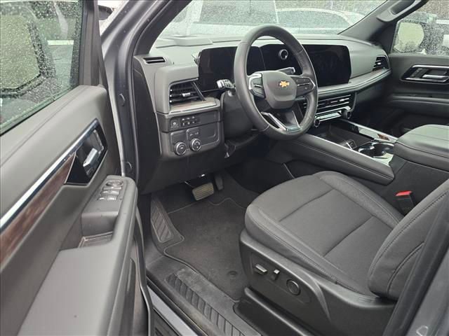 Certified 2025 Chevrolet Suburban LS image 24