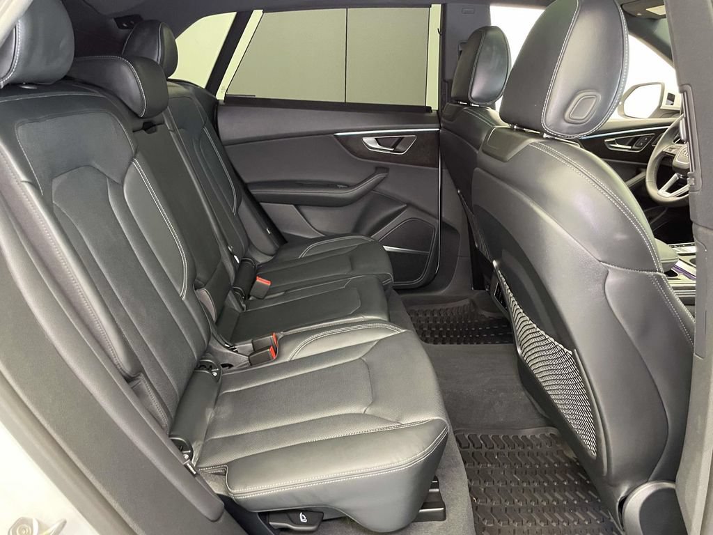 Certified 2025 Audi Q8 Prestige AWD/4WD image 22