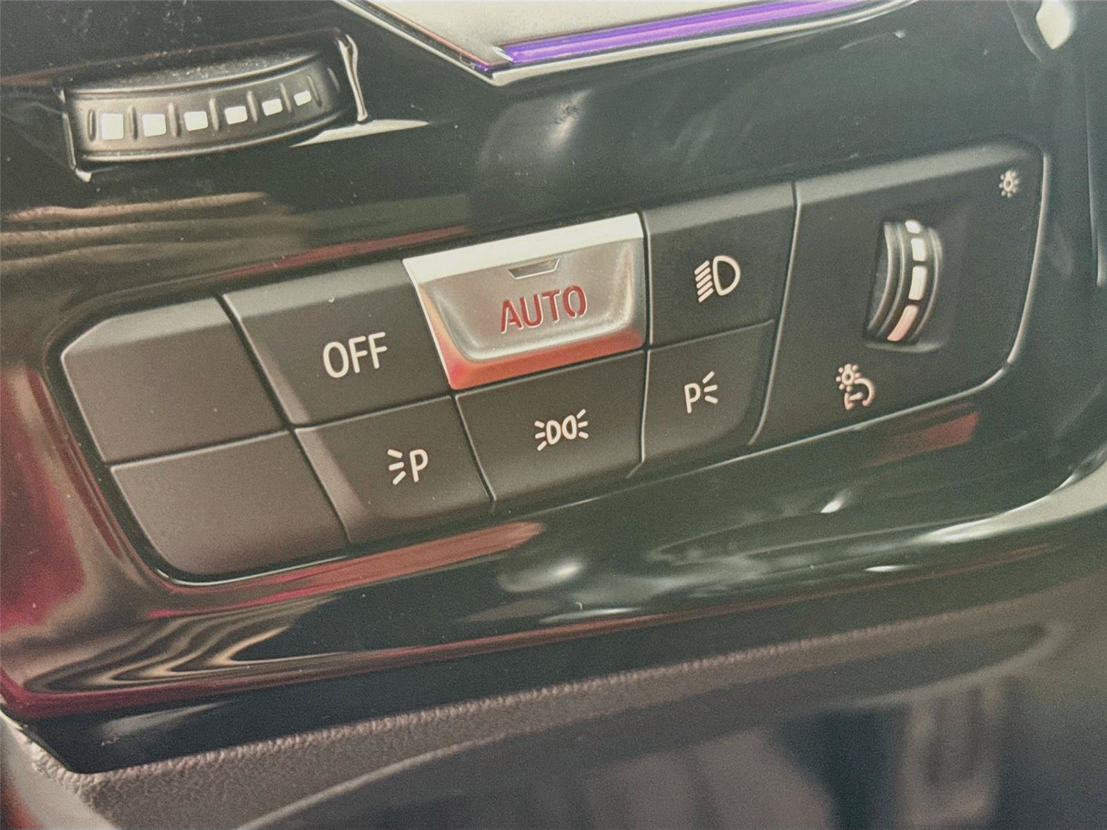 Used 2019 BMW Z4 sDrive30i w/ M Sport Package RWD image 16