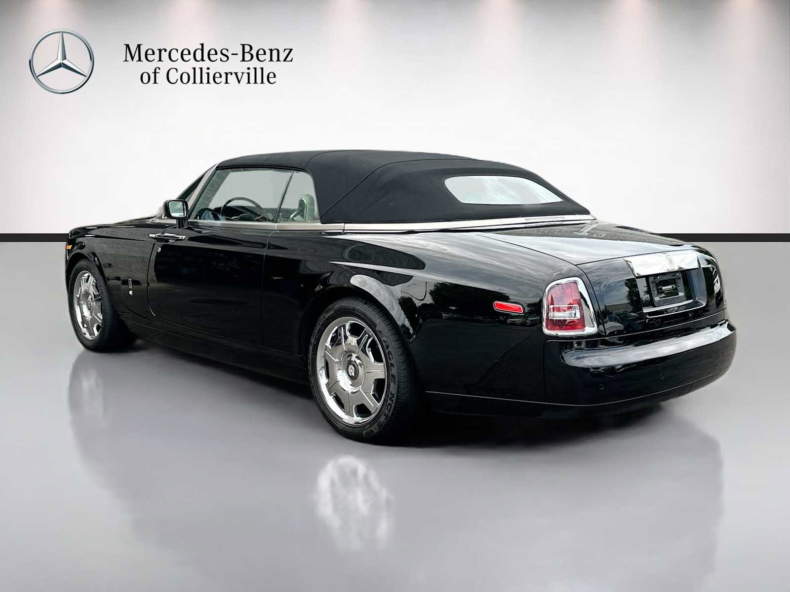 Used 2009 Rolls-Royce Phantom Drophead Coupe RWD image 7