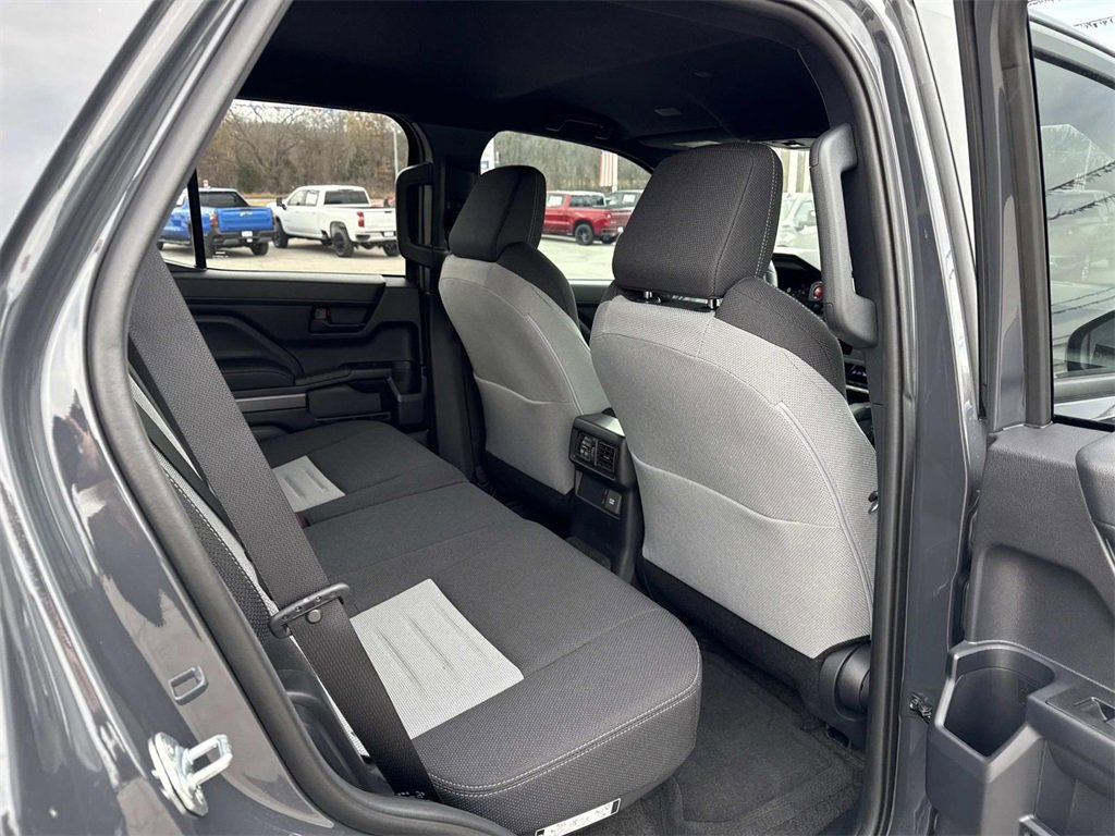 Used 2025 Toyota 4Runner TRD Off-Road image 27