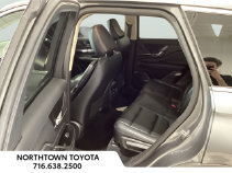 Used 2023 Lincoln Corsair AWD image 27