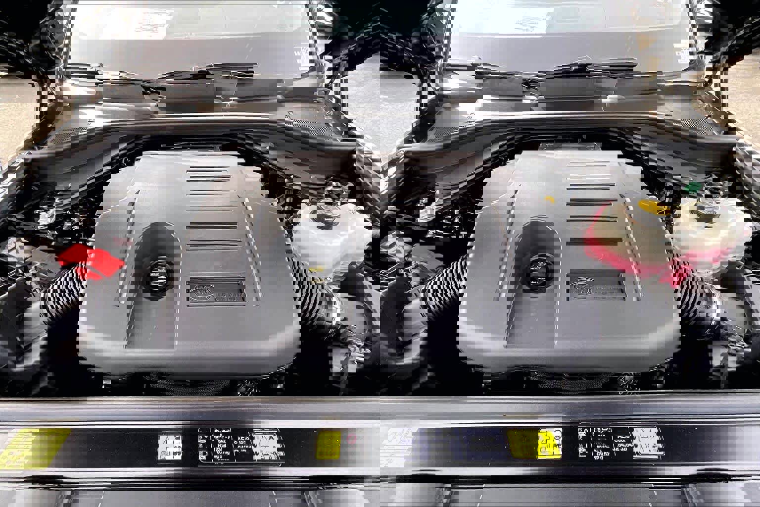 New 2025 Land Rover Range Rover Sport Dynamic SE image 13