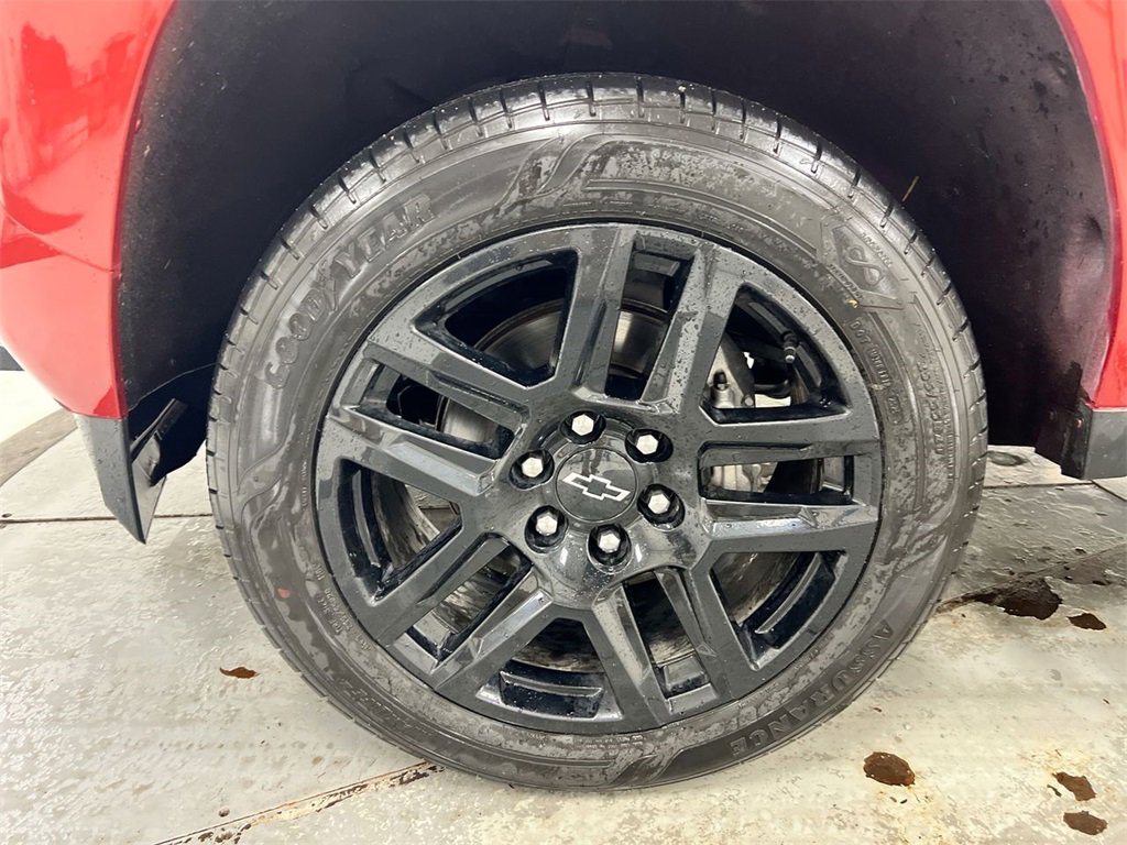 Used 2024 Chevrolet Colorado Z71 w/ Z71 Convenience Package 2 image 26