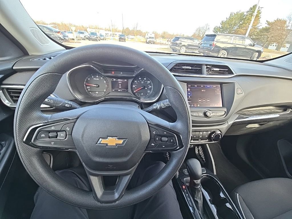 Used 2023 Chevrolet TrailBlazer LT image 15