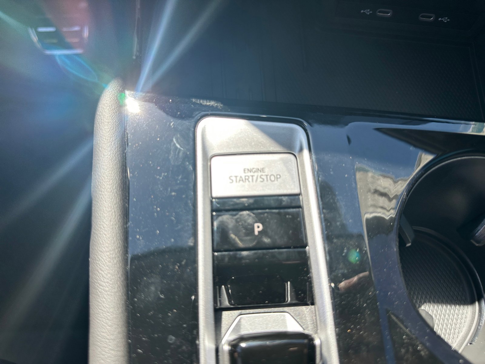 New 2025 Volkswagen Atlas SEL Premium R-Line image 30