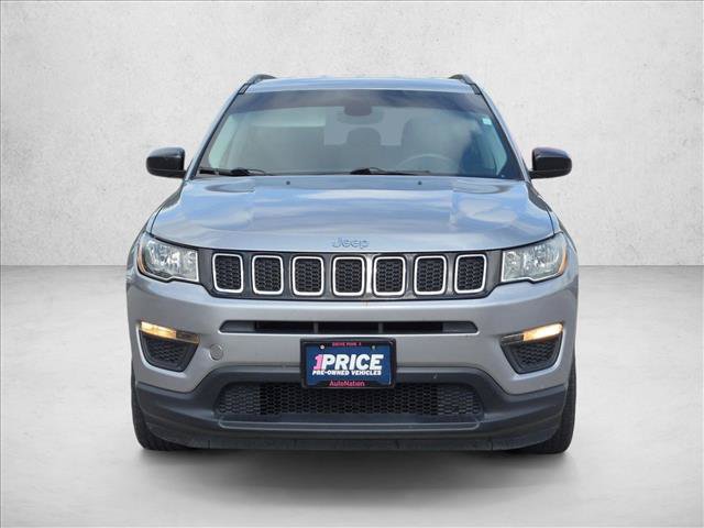 Used 2018 Jeep Compass Sport FWD image 2