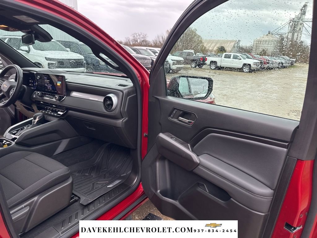 Used 2024 Chevrolet Colorado LT w/ LT Convenience Package II image 24