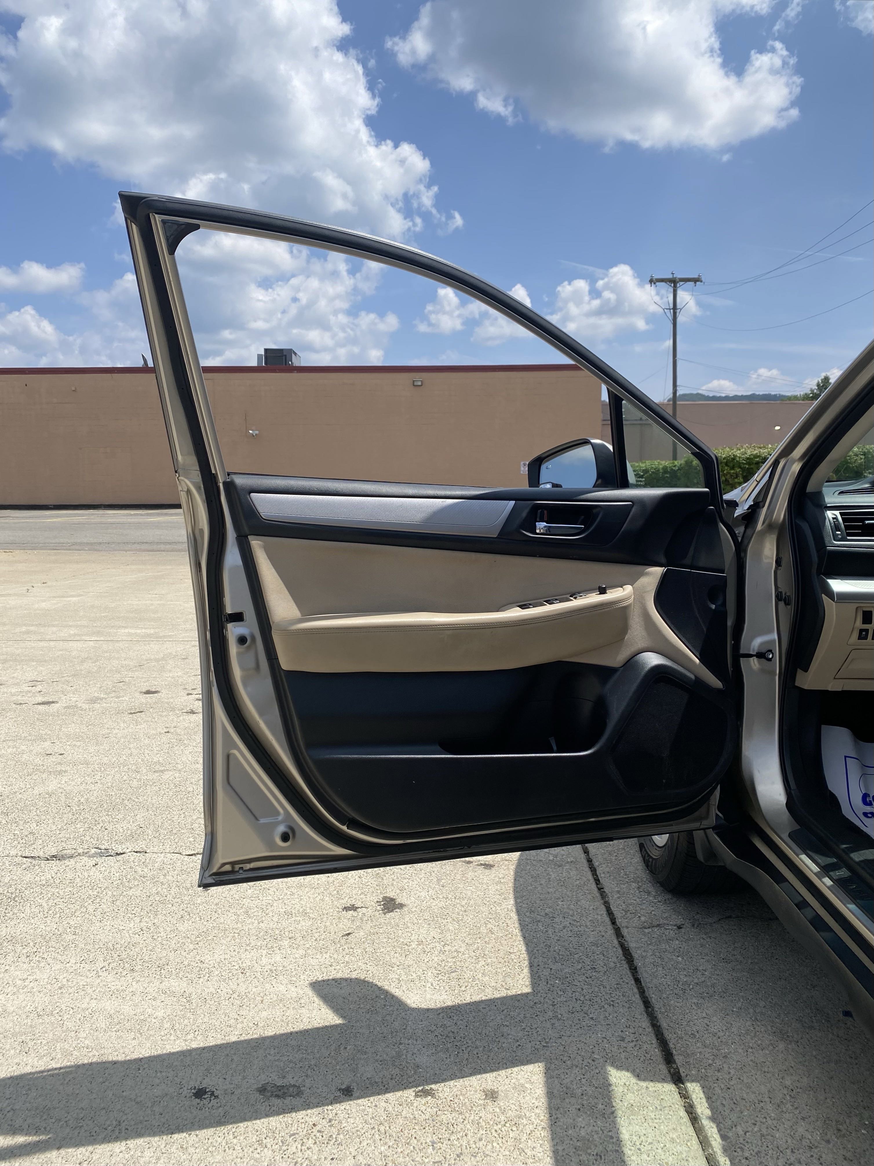 Used 2016 Subaru Outback 2.5i Premium w/ Popular Package #1 image 3