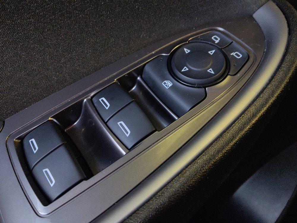 Used 2021 Chevrolet Malibu LS FWD image 27