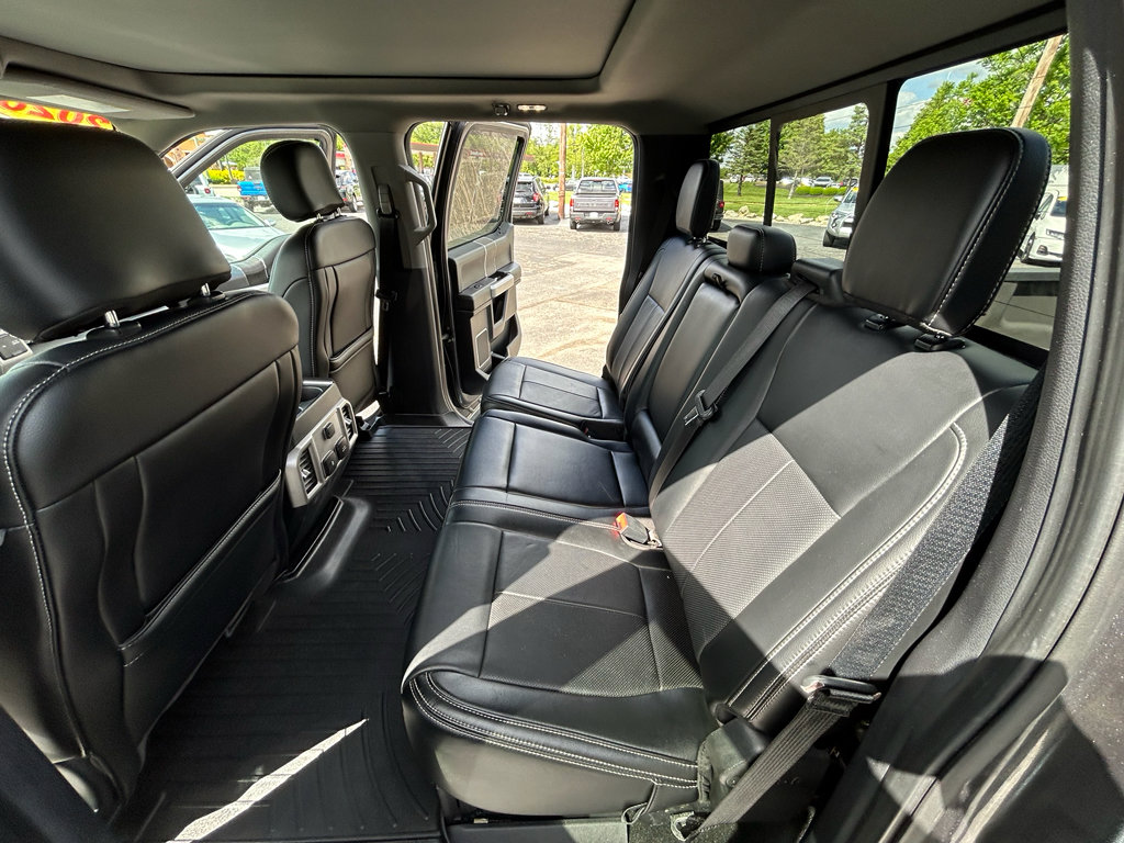 Used 2020 Ford F350 Lariat w/ Lariat Ultimate Package AWD/4WD image 12
