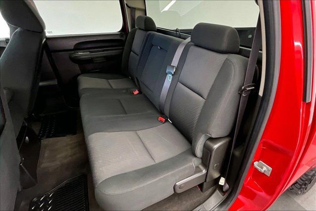 Used 2013 GMC Sierra 2500 SLE w/ HD SLE Premium Package AWD/4WD image 19