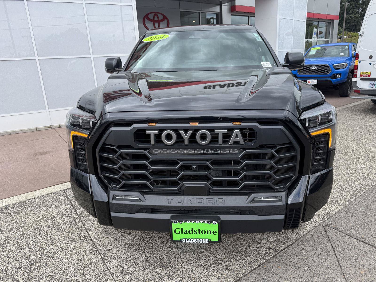 Used 2024 Toyota Tundra TRD Pro AWD/4WD image 8