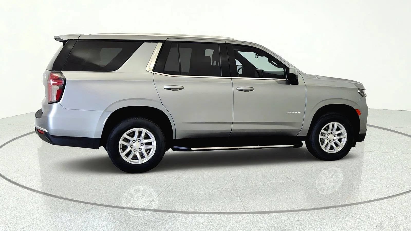 Used 2023 Chevrolet Tahoe LT AWD/4WD image 6