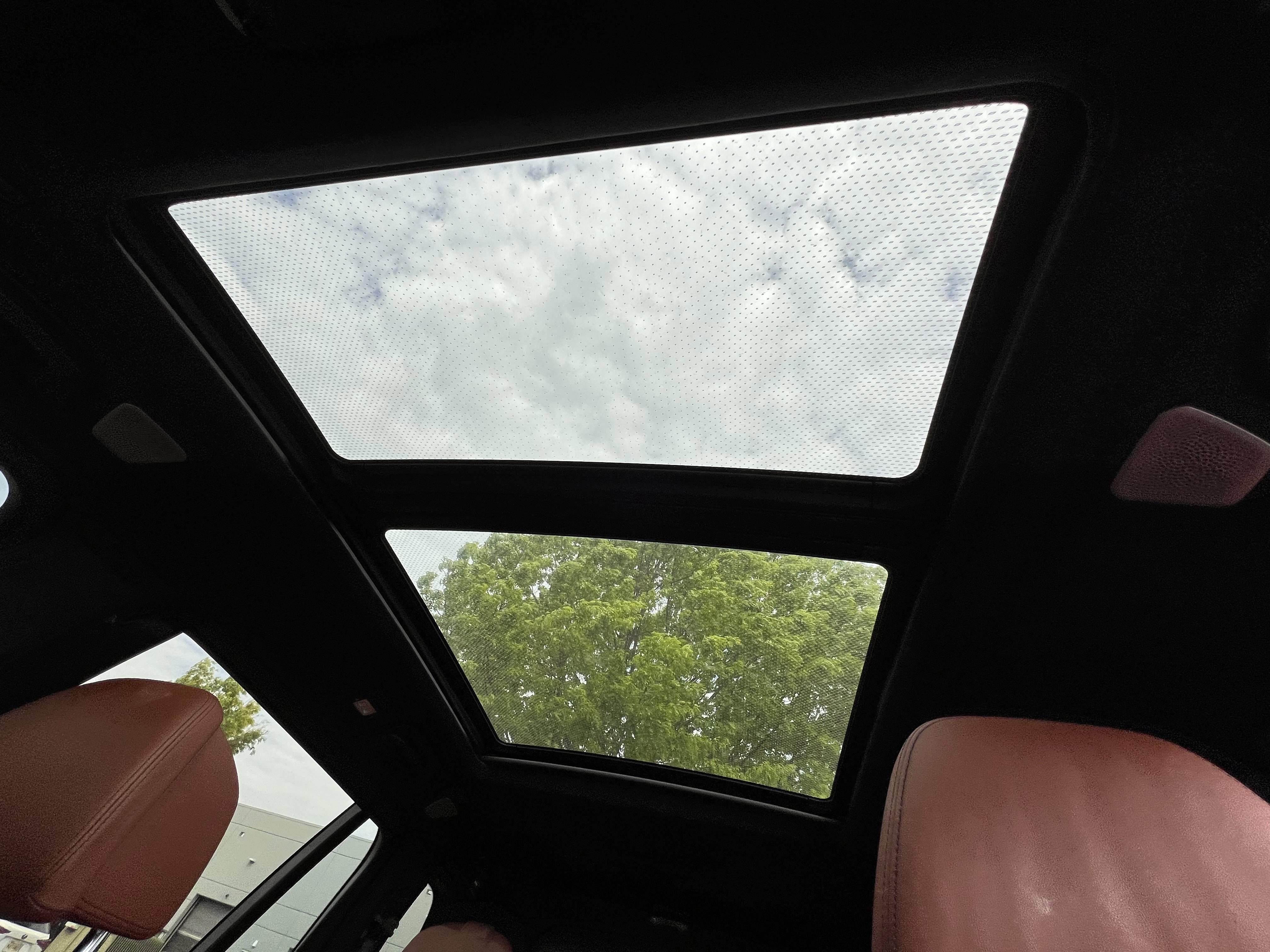 Used 2021 BMW X7 M50i image 29