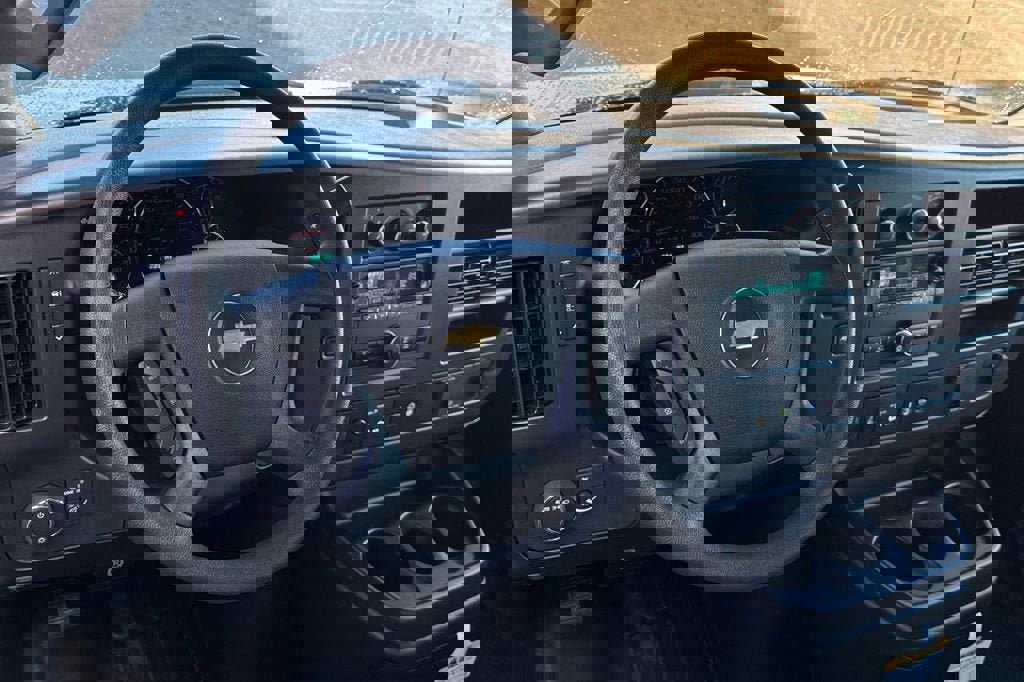 New 2025 Chevrolet Express 3500 w/ Power Convenience Package image 14