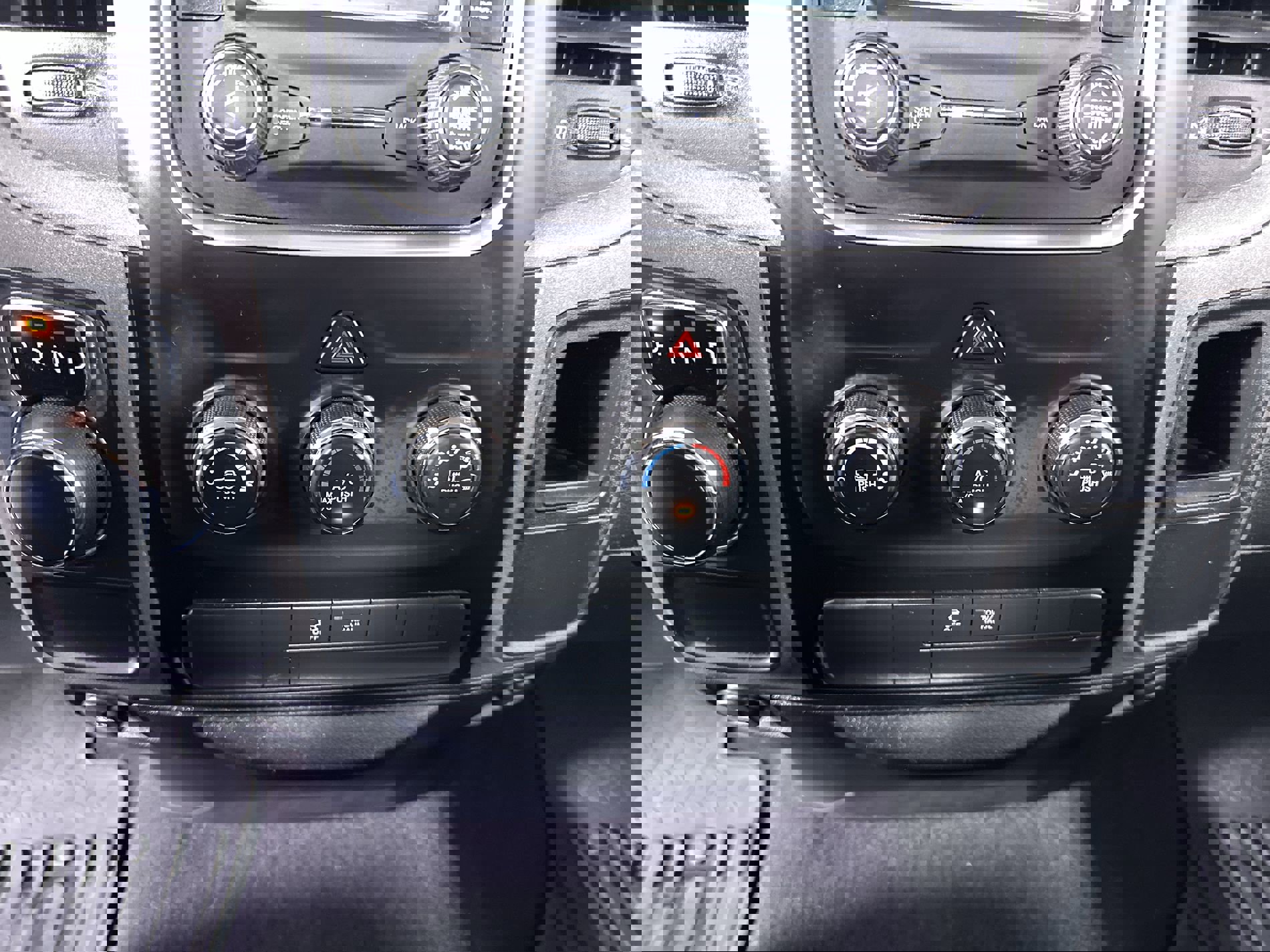 Used 2018 RAM 1500 Express image 53