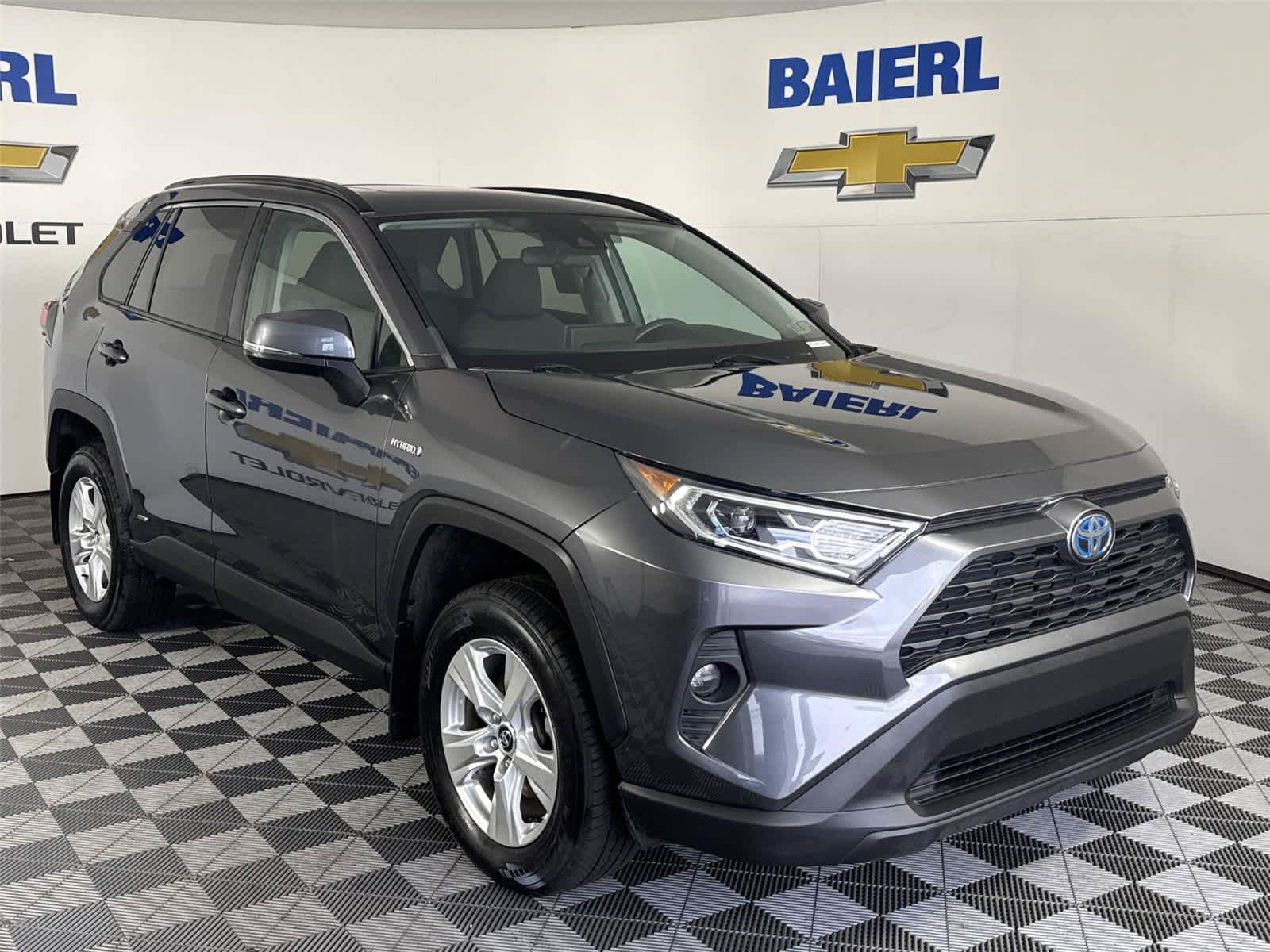 Used 2021 Toyota RAV4 XLE w/ Convenience Package AWD/4WD image 7