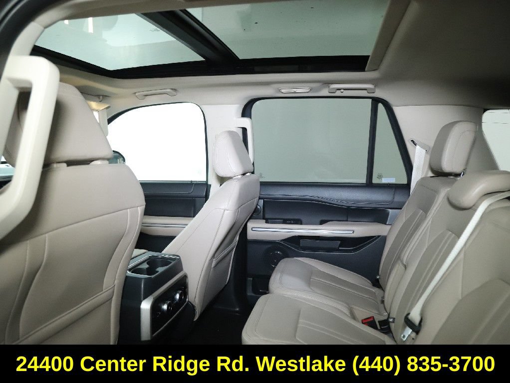 Used 2022 Ford Expedition Max Limited AWD/4WD image 17