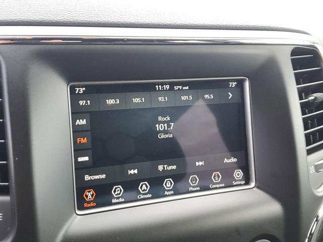 Used 2020 Jeep Grand Cherokee Laredo image 19