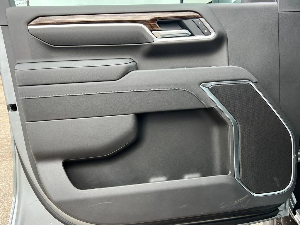 New 2026 GMC Sierra 2500 SLE w/ SLE Value Package; image 21
