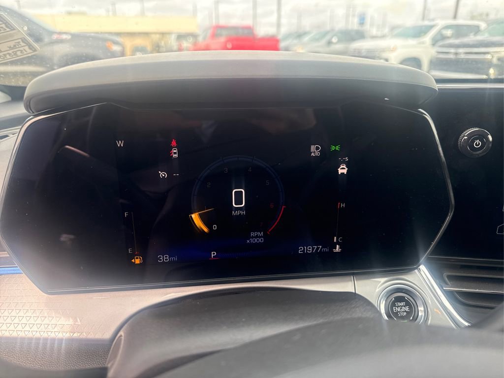 Used 2024 Chevrolet Trax LT w/ Driver Confidence Package FWD image 13