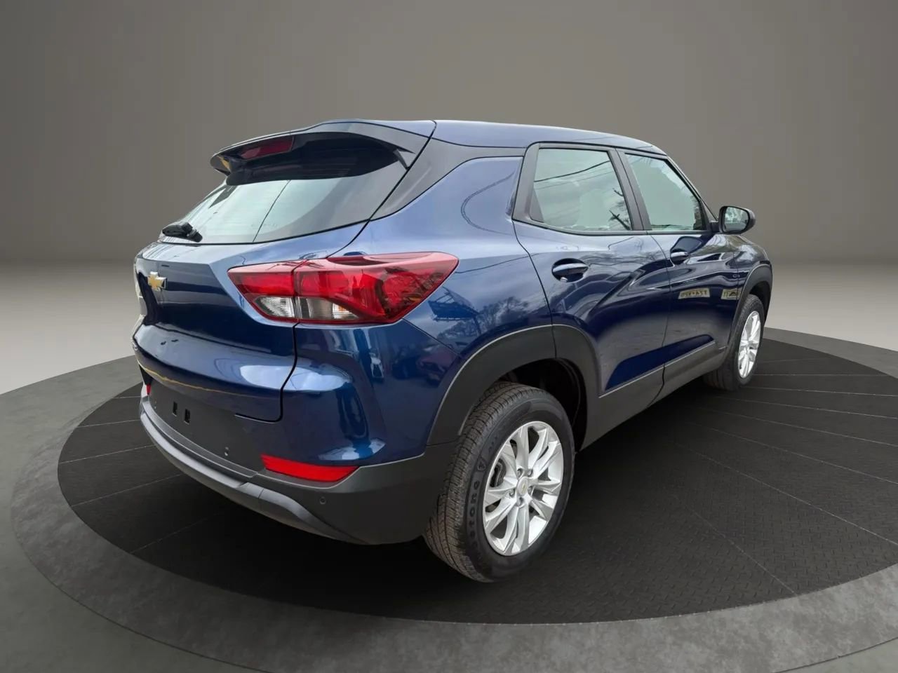 Used 2022 Chevrolet TrailBlazer LS image 5